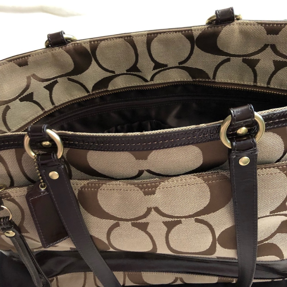 Coach Signature Stripe Large tote - Picture 6 of 8